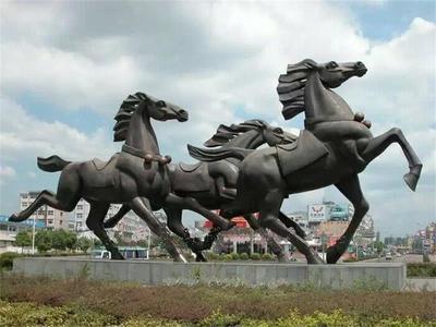 吉林铜飞马雕塑生产厂家推荐 澳腾铜雕厂与石雕工艺的精湛结合